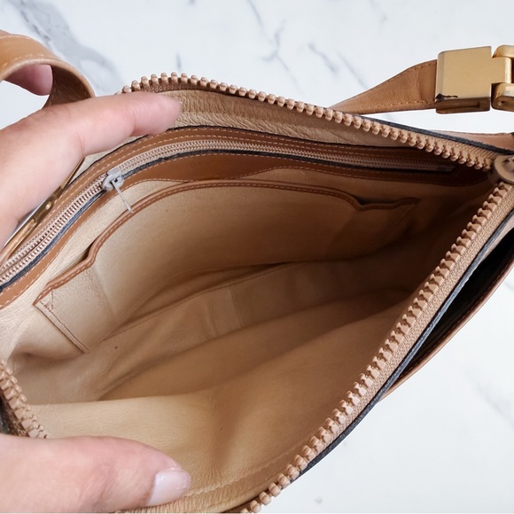 Vintage Gucci Micro GG Web Sherry crossbody bag - Picture 7 of 16